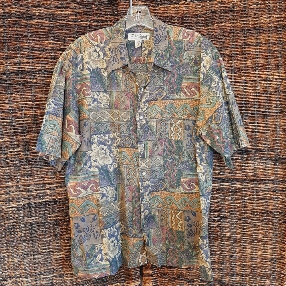 Tori Richard Men's Medium Multicolor Hawaiian Shirt Cotton Lawn Tropical Floral